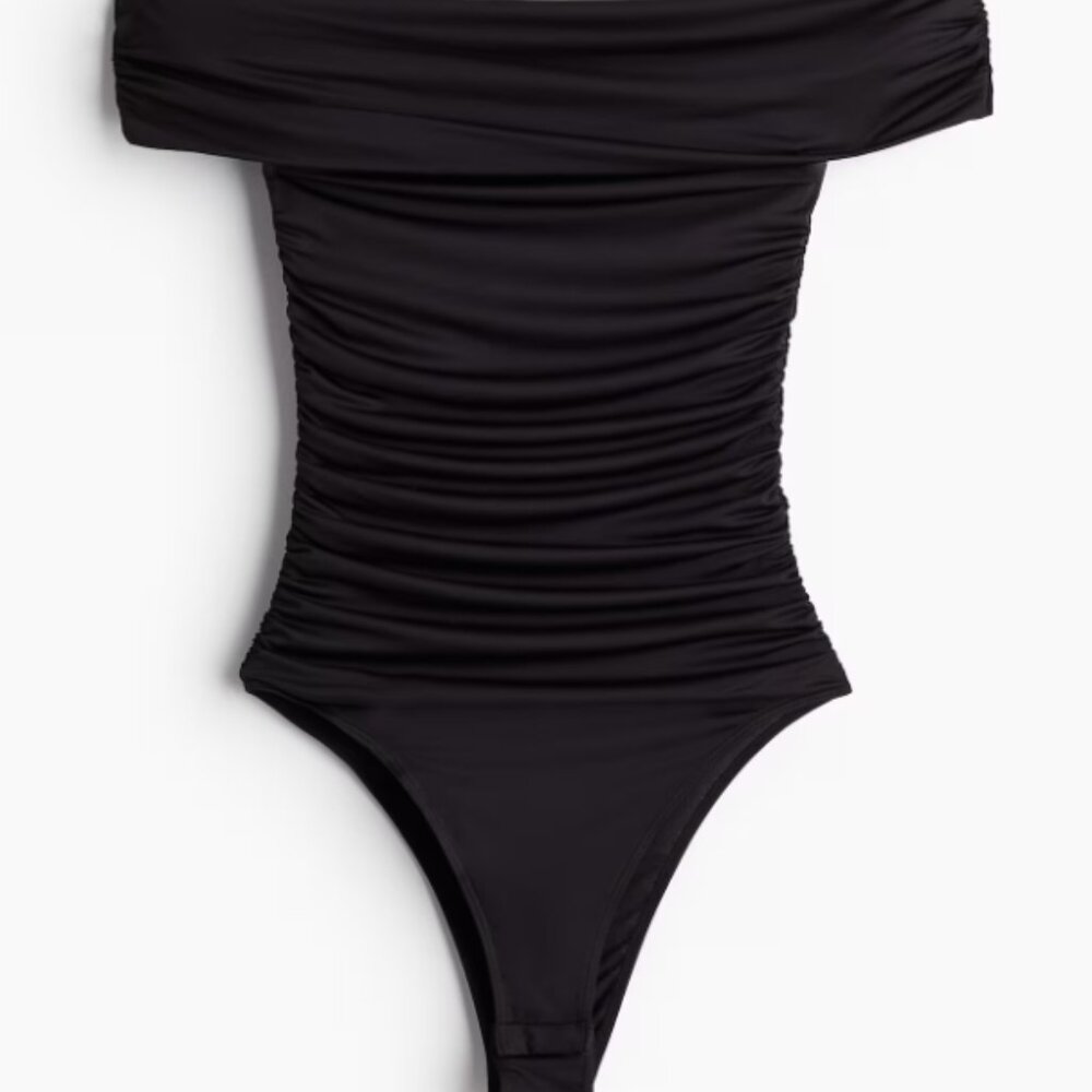 NWOT H&M Gathered Off-the-Shoulder Bodysuit Black Small - Picture 2 of 7